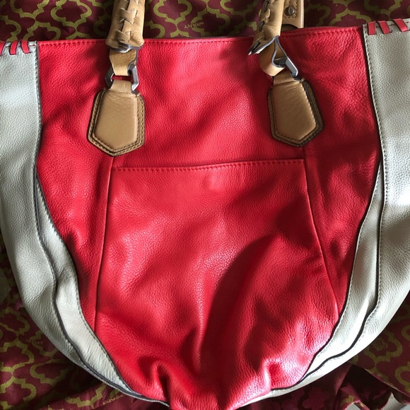 Handbag - Picture 2 of 5